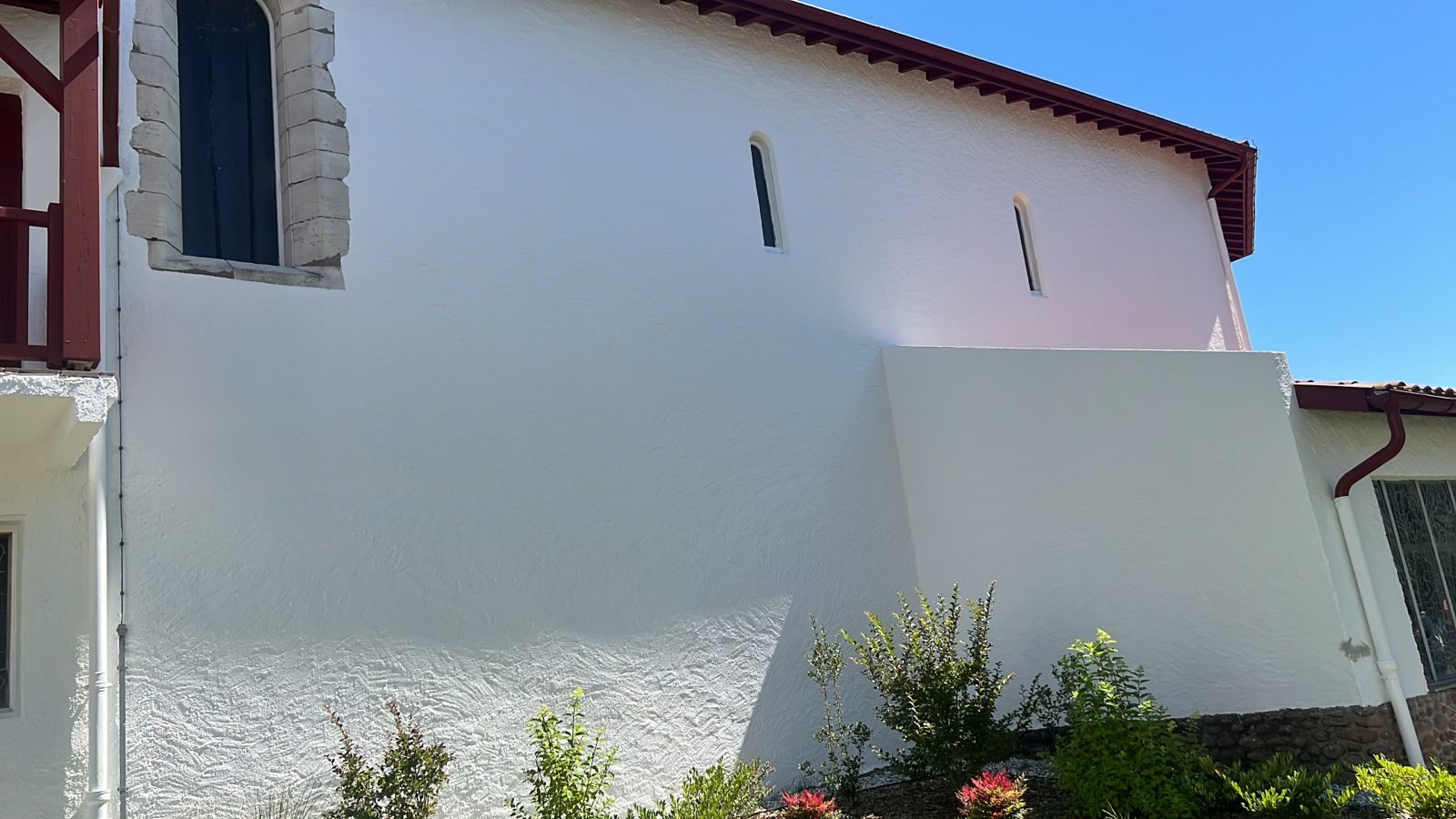Église d'Urt, chantier de reprise des enduits de Carillo Travaux